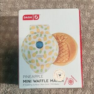 Ash Pineapple Mini Waffle Maker - White and Yellow